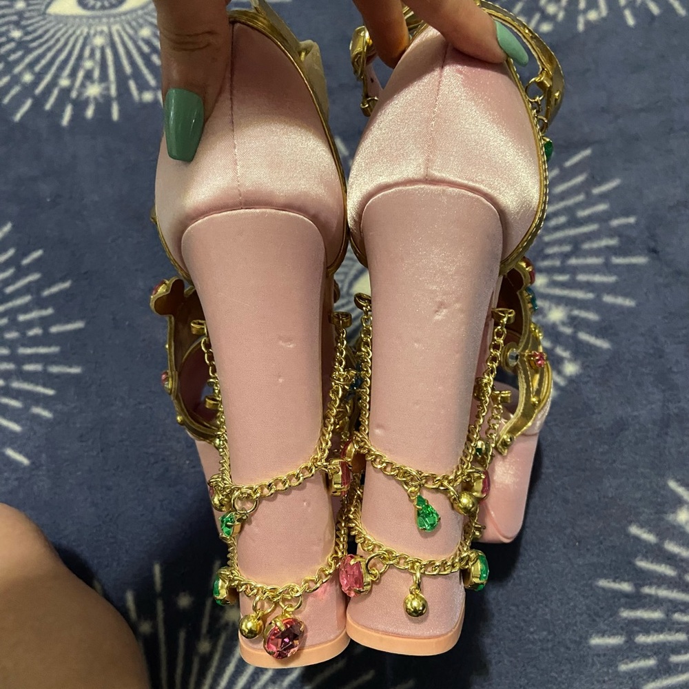 Sugar Thrillz Crowned Charmer Jeweled platform chunky heels pink sz 8 nwob new. - Picture 3 of 13